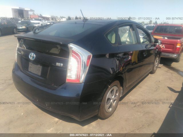 Photo 3 VIN: JTDKN3DU8D1637632 - TOYOTA PRIUS 