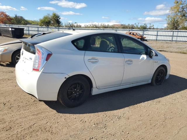 Photo 2 VIN: JTDKN3DU8D1651711 - TOYOTA PRIUS 