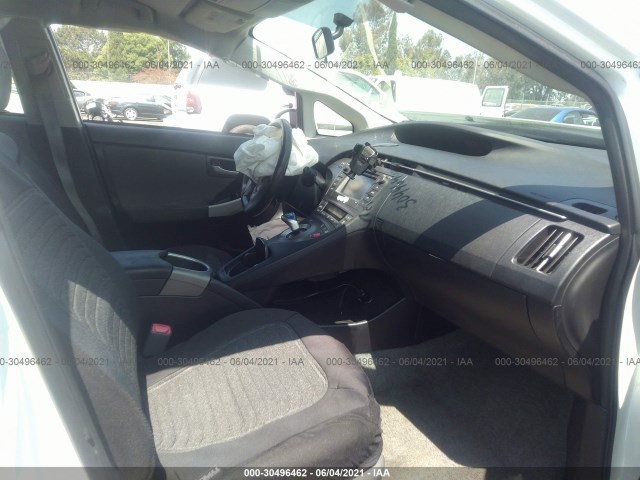 Photo 4 VIN: JTDKN3DU8D5556915 - TOYOTA PRIUS 