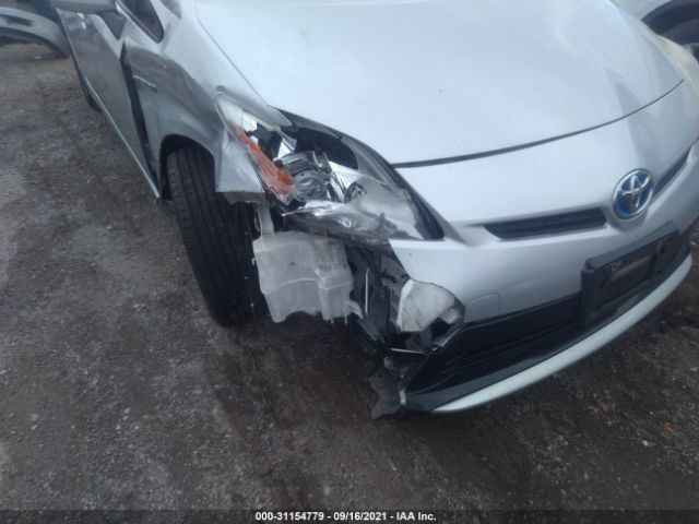 Photo 5 VIN: JTDKN3DU8D5560317 - TOYOTA PRIUS 