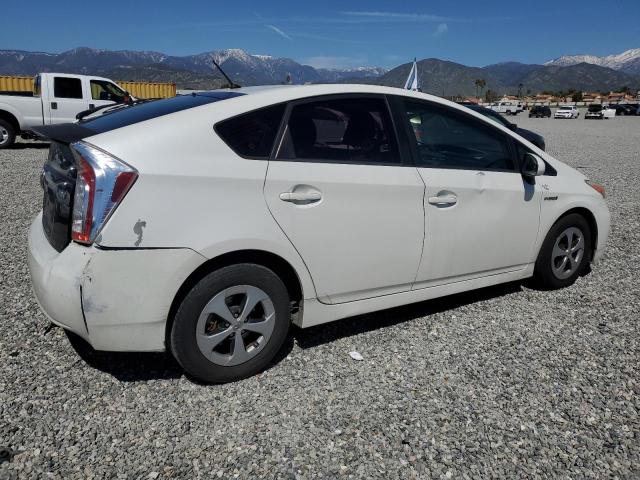 Photo 2 VIN: JTDKN3DU8D5595553 - TOYOTA PRIUS 