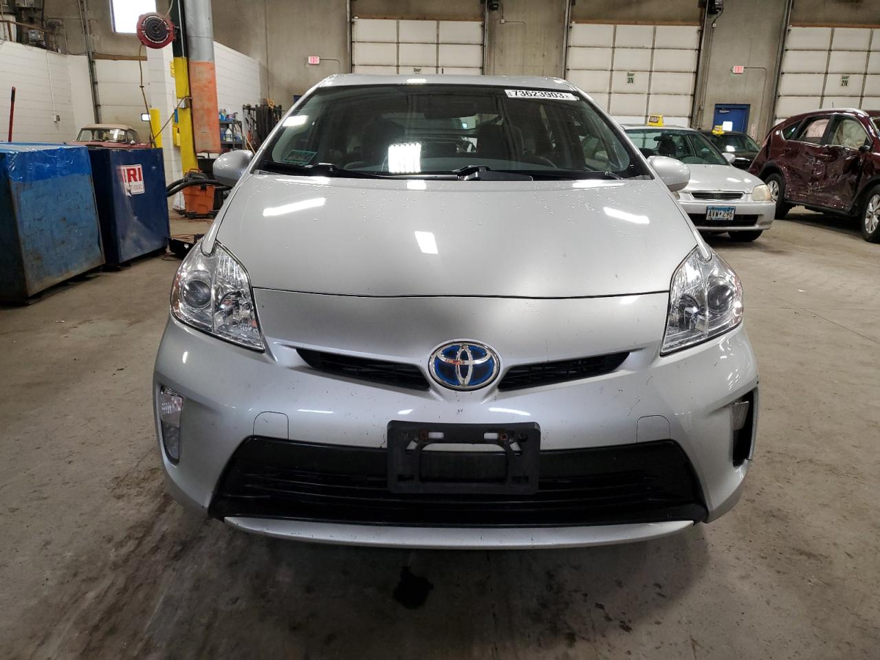 Photo 4 VIN: JTDKN3DU8D5608916 - TOYOTA PRIUS 