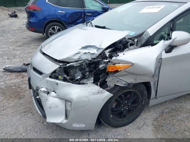 Photo 5 VIN: JTDKN3DU8D5635419 - TOYOTA PRIUS 