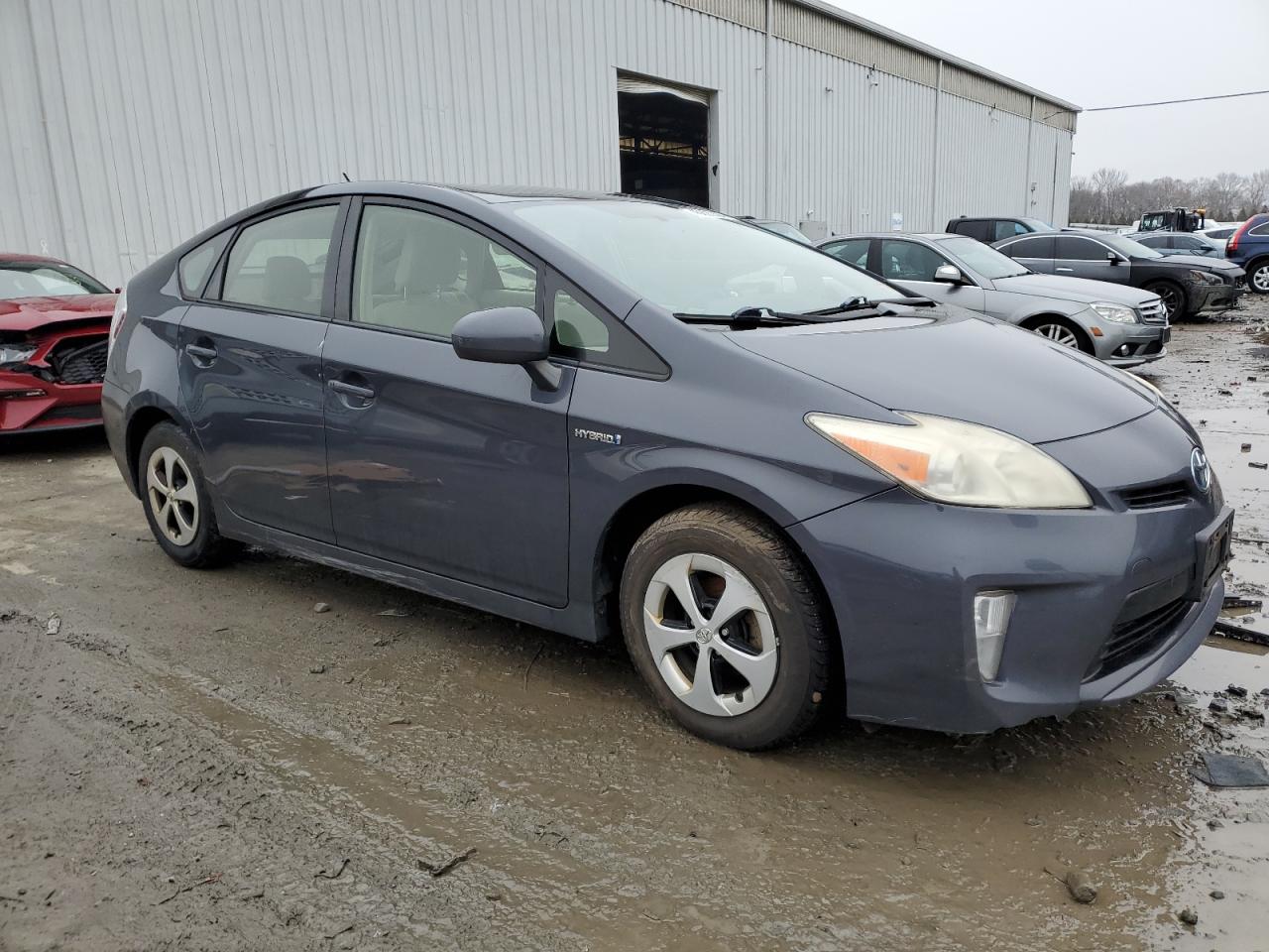 Photo 3 VIN: JTDKN3DU8D5641687 - TOYOTA PRIUS 