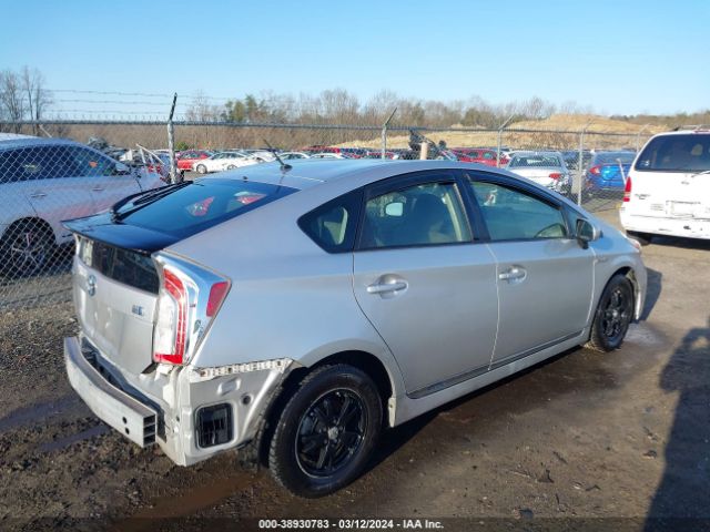 Photo 3 VIN: JTDKN3DU8E0368975 - TOYOTA PRIUS 