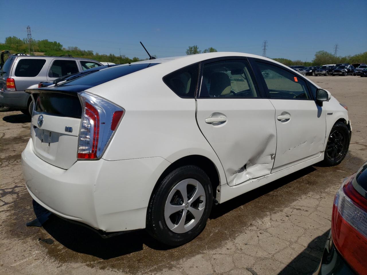 Photo 2 VIN: JTDKN3DU8E0380611 - TOYOTA PRIUS 