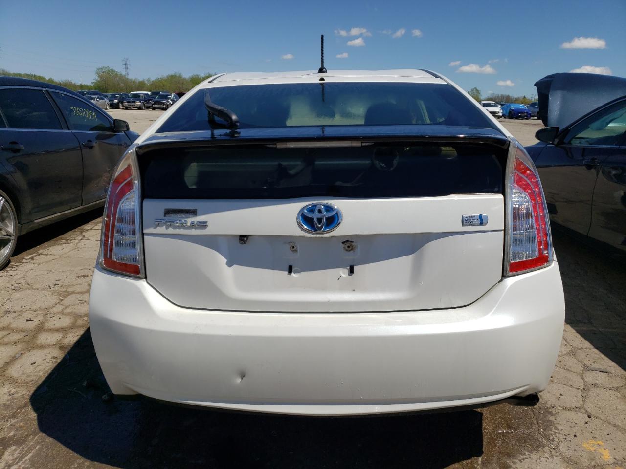 Photo 5 VIN: JTDKN3DU8E0380611 - TOYOTA PRIUS 