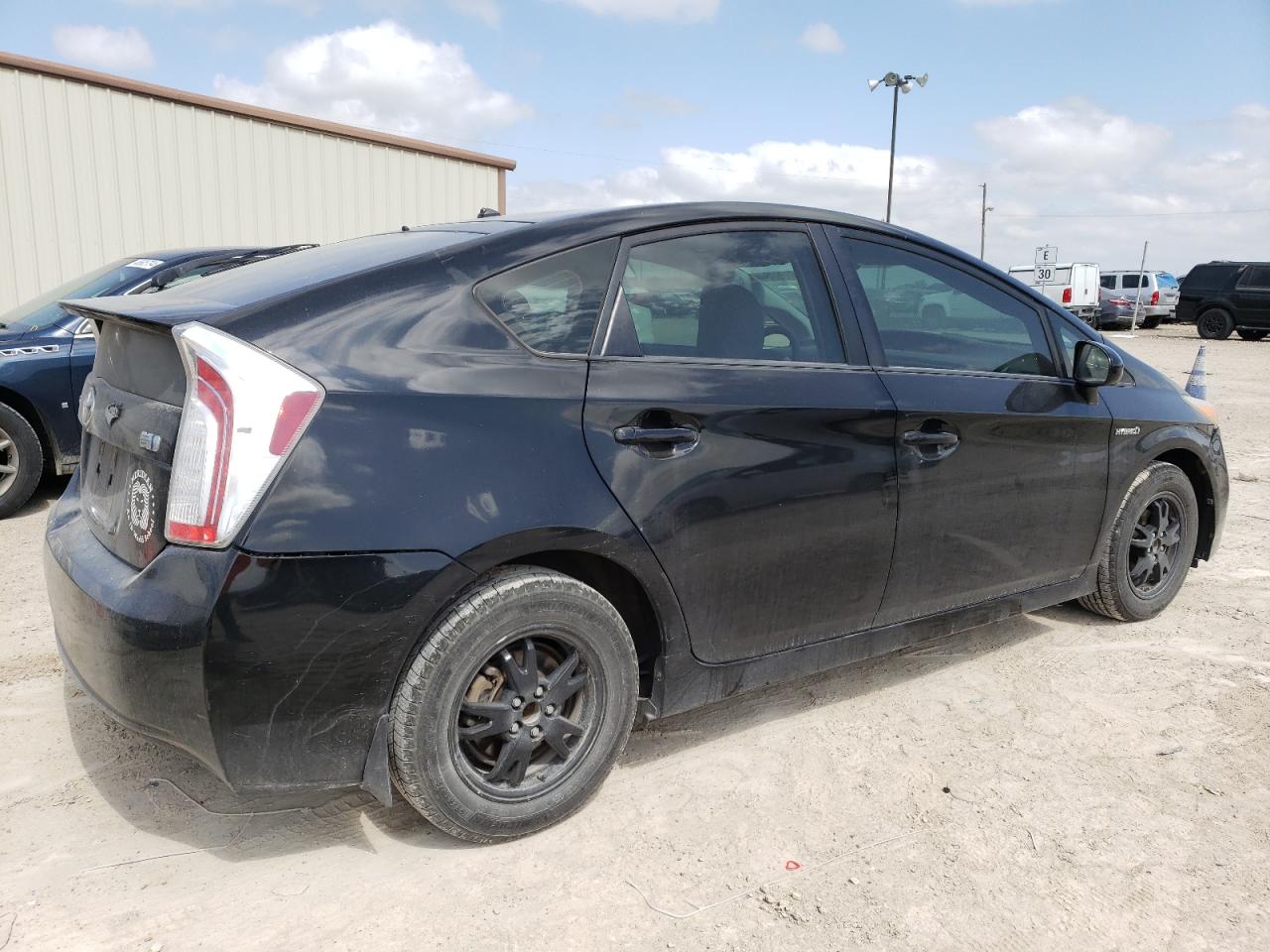 Photo 2 VIN: JTDKN3DU8E1742432 - TOYOTA PRIUS 