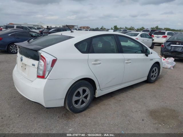 Photo 3 VIN: JTDKN3DU8E1754662 - TOYOTA PRIUS 