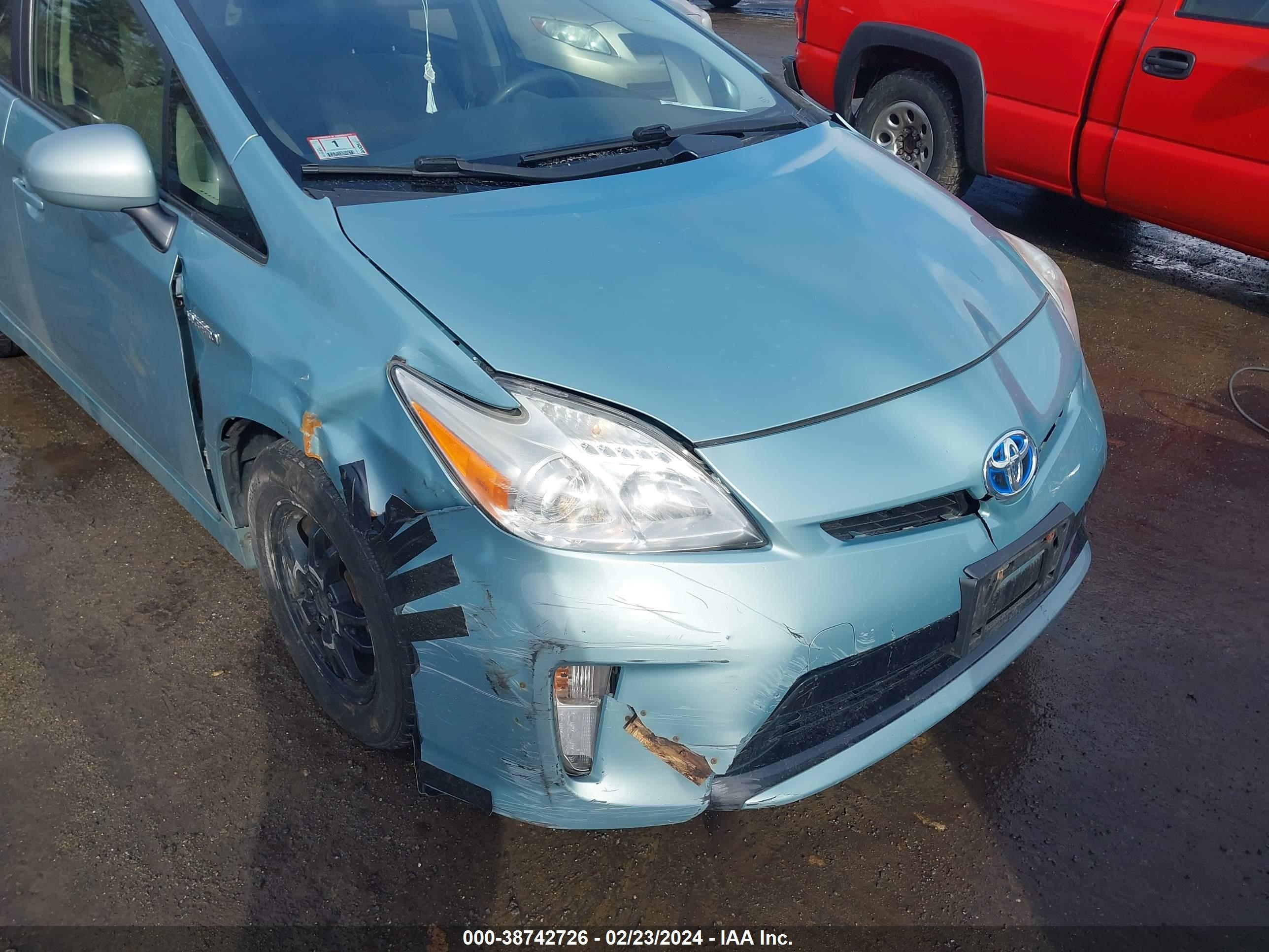 Photo 12 VIN: JTDKN3DU8E1853062 - TOYOTA PRIUS 