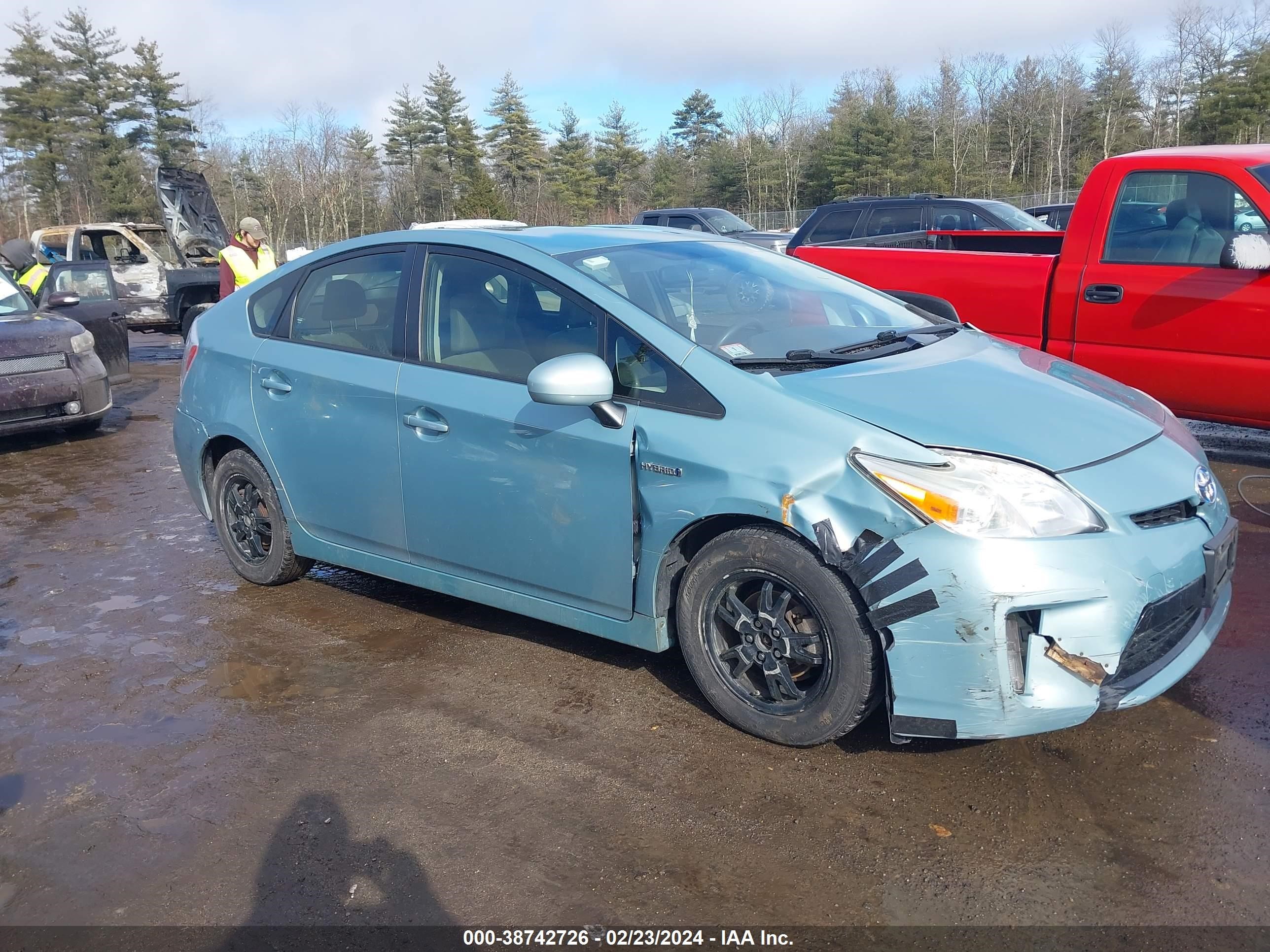 Photo 13 VIN: JTDKN3DU8E1853062 - TOYOTA PRIUS 