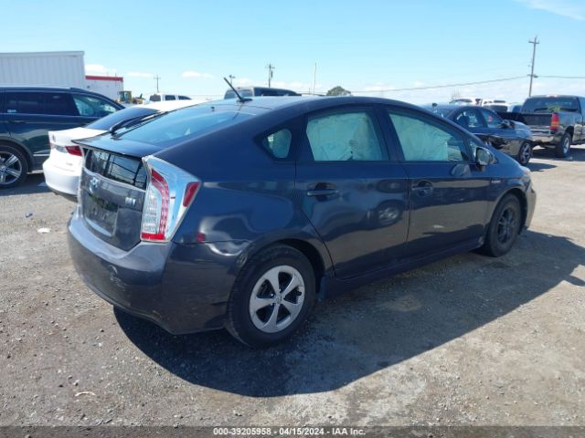 Photo 3 VIN: JTDKN3DU8F0415763 - TOYOTA PRIUS 