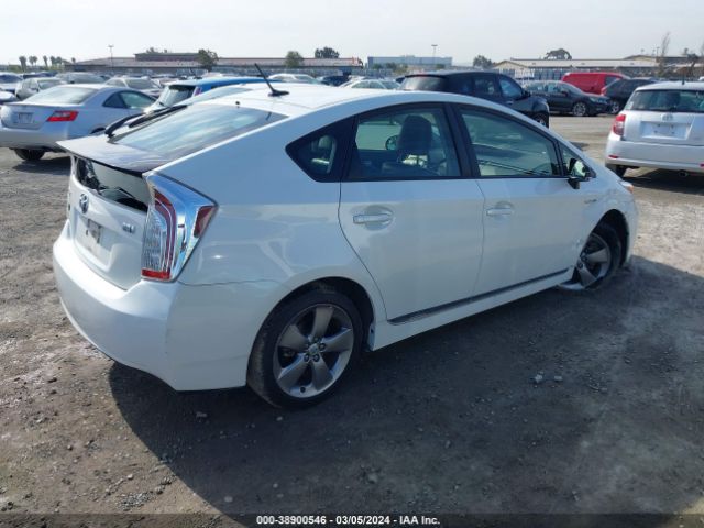 Photo 3 VIN: JTDKN3DU8F0426231 - TOYOTA PRIUS 