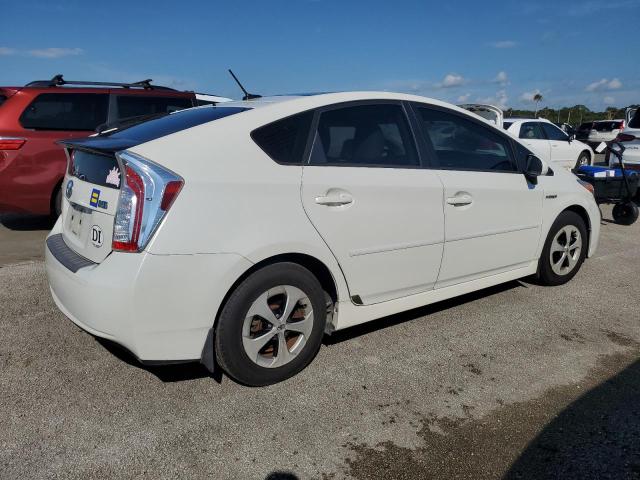 Photo 2 VIN: JTDKN3DU8F1941157 - TOYOTA PRIUS 