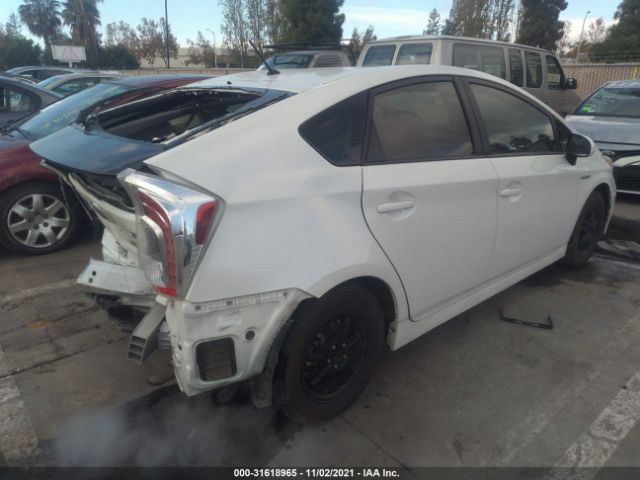 Photo 3 VIN: JTDKN3DU8F1977981 - TOYOTA PRIUS 