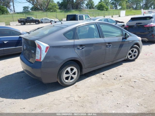 Photo 3 VIN: JTDKN3DU8F1998728 - TOYOTA PRIUS 