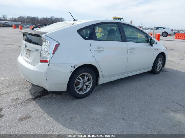 Photo 3 VIN: JTDKN3DU9A0051555 - TOYOTA PRIUS 