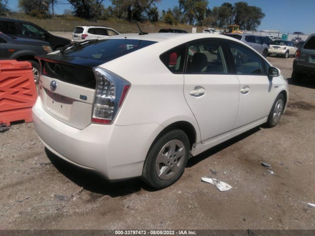 Photo 3 VIN: JTDKN3DU9A0052897 - TOYOTA PRIUS 