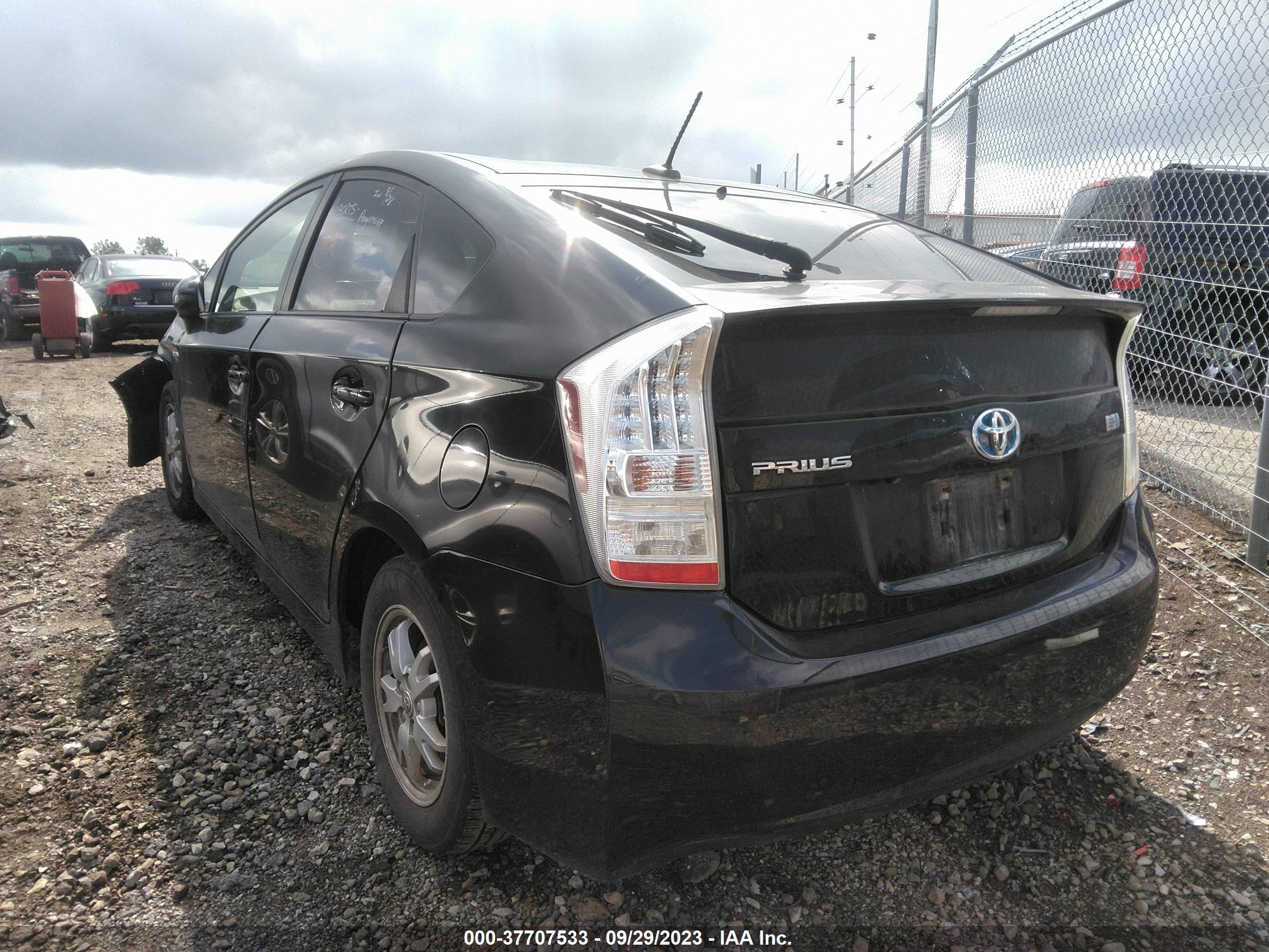 Photo 2 VIN: JTDKN3DU9A0237032 - TOYOTA PRIUS 