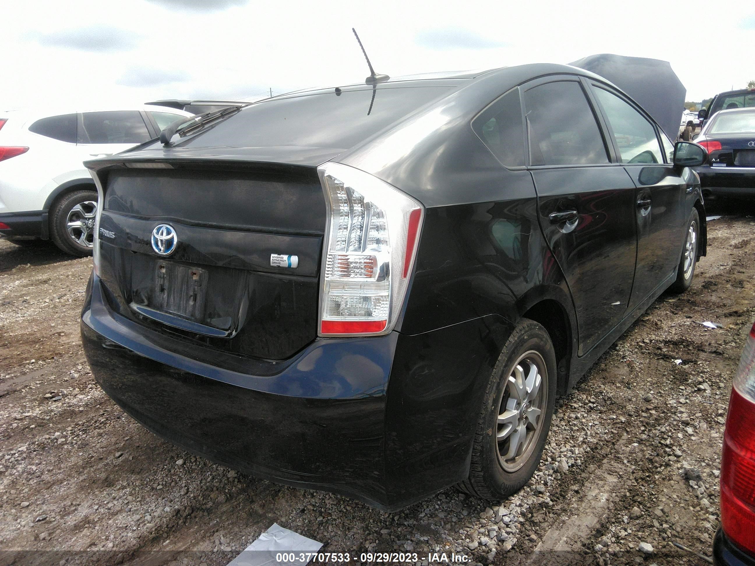 Photo 3 VIN: JTDKN3DU9A0237032 - TOYOTA PRIUS 