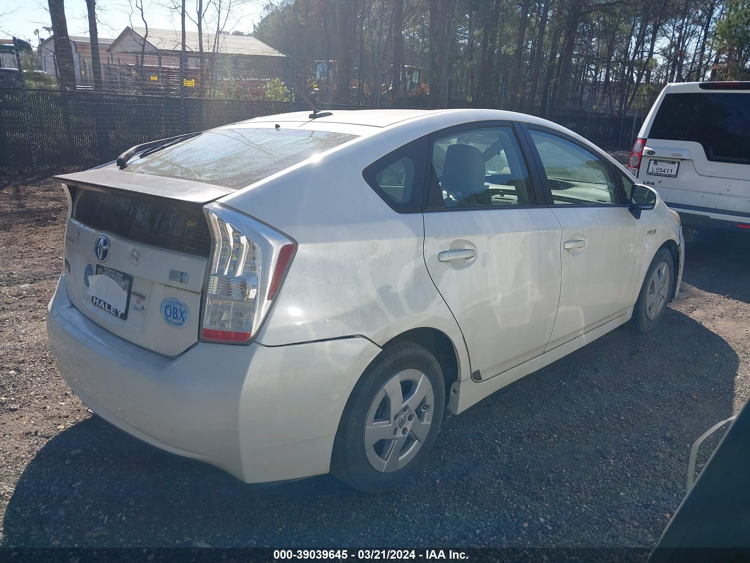 Photo 3 VIN: JTDKN3DU9A5160343 - TOYOTA PRIUS 