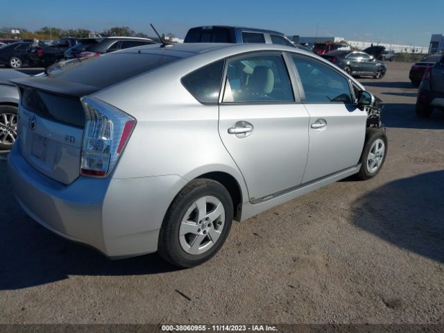 Photo 3 VIN: JTDKN3DU9B0295403 - TOYOTA PRIUS 