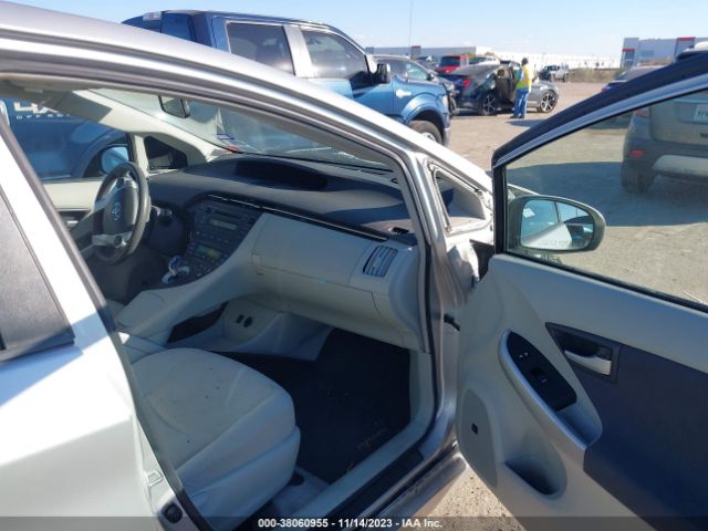 Photo 4 VIN: JTDKN3DU9B0295403 - TOYOTA PRIUS 