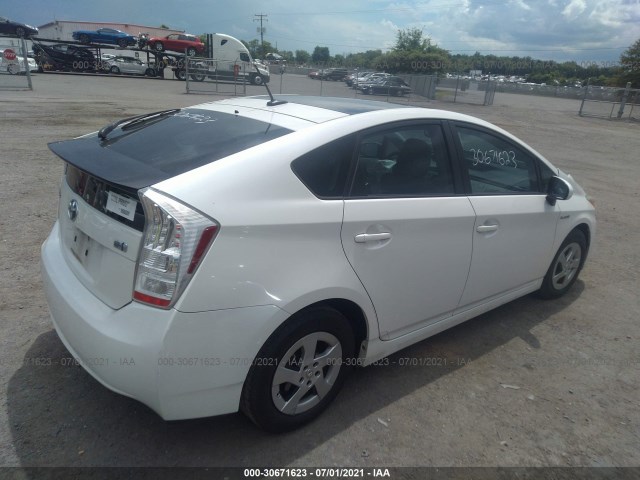 Photo 3 VIN: JTDKN3DU9B0299886 - TOYOTA PRIUS 