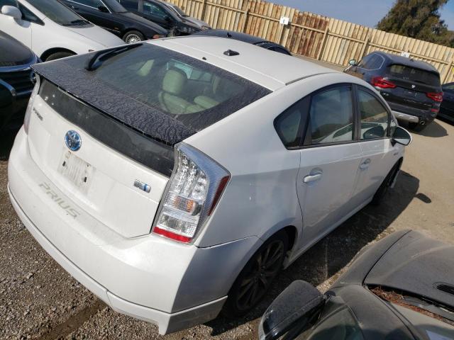 Photo 3 VIN: JTDKN3DU9B0316377 - TOYOTA PRIUS 