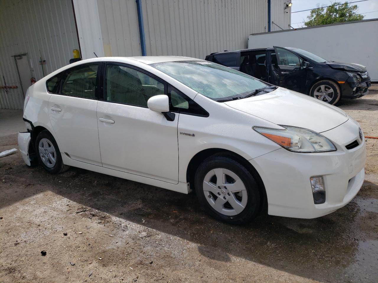 Photo 3 VIN: JTDKN3DU9B0318565 - TOYOTA PRIUS 