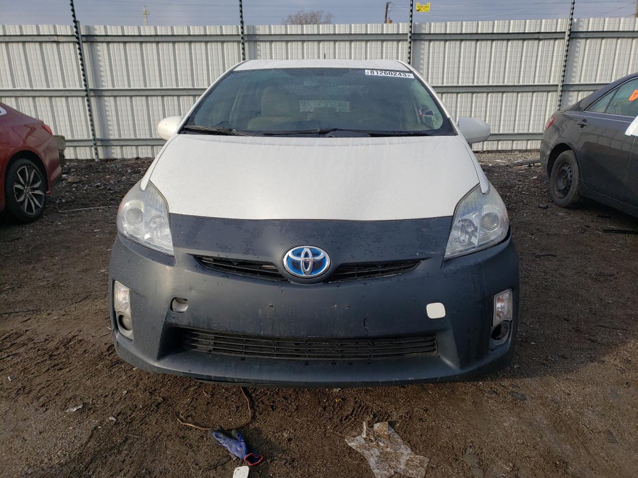 Photo 4 VIN: JTDKN3DU9B5327060 - TOYOTA PRIUS 