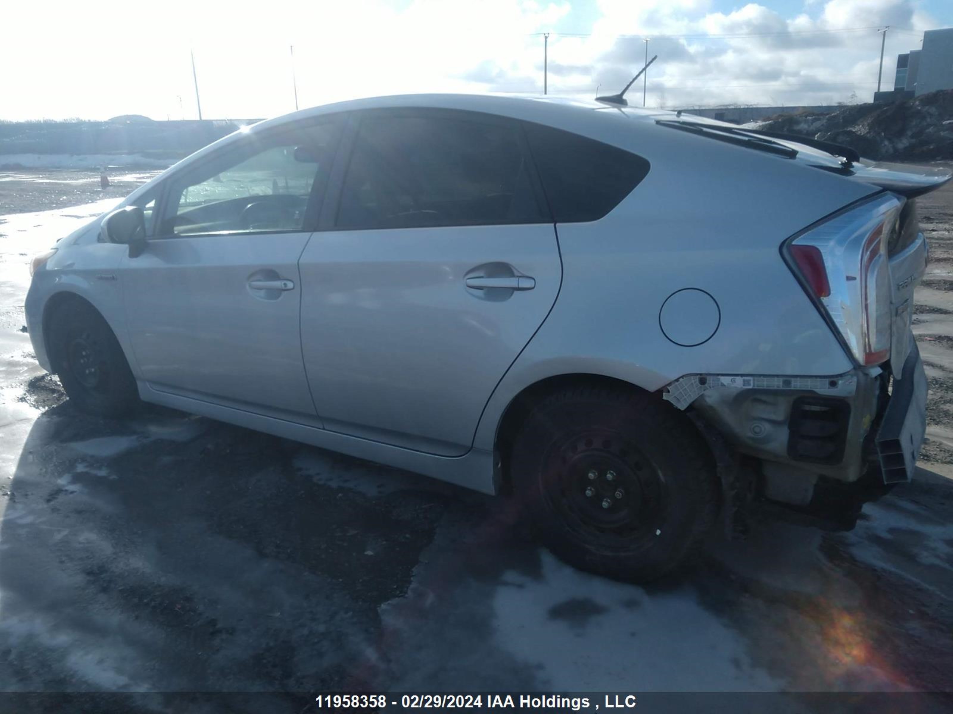 Photo 2 VIN: JTDKN3DU9C1530765 - TOYOTA PRIUS 