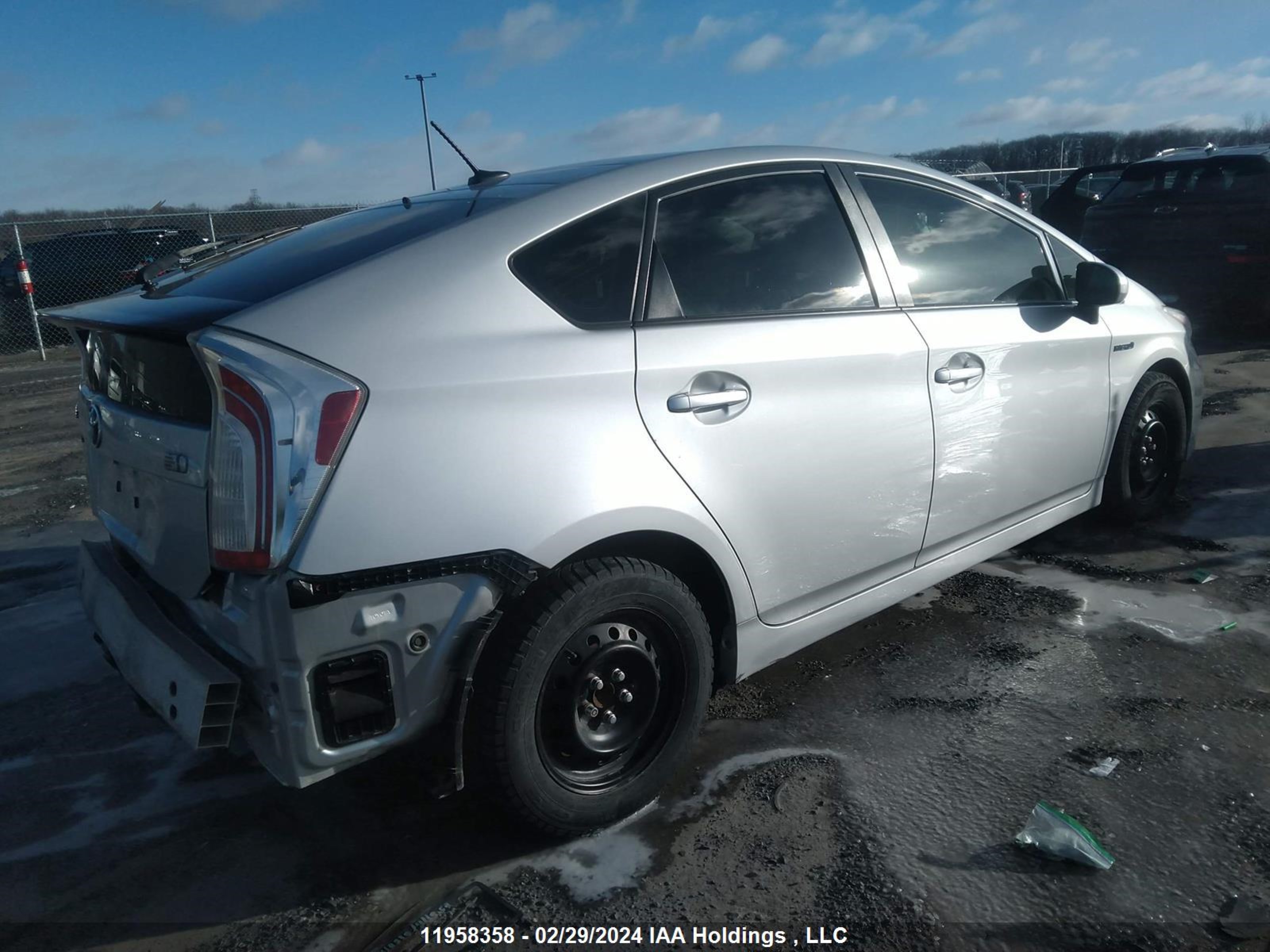 Photo 3 VIN: JTDKN3DU9C1530765 - TOYOTA PRIUS 