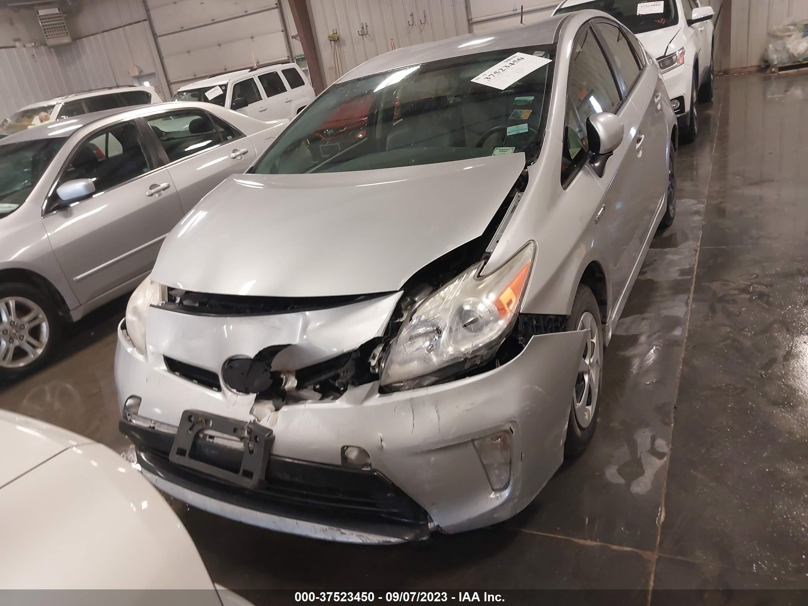 Photo 11 VIN: JTDKN3DU9C1537019 - TOYOTA PRIUS 