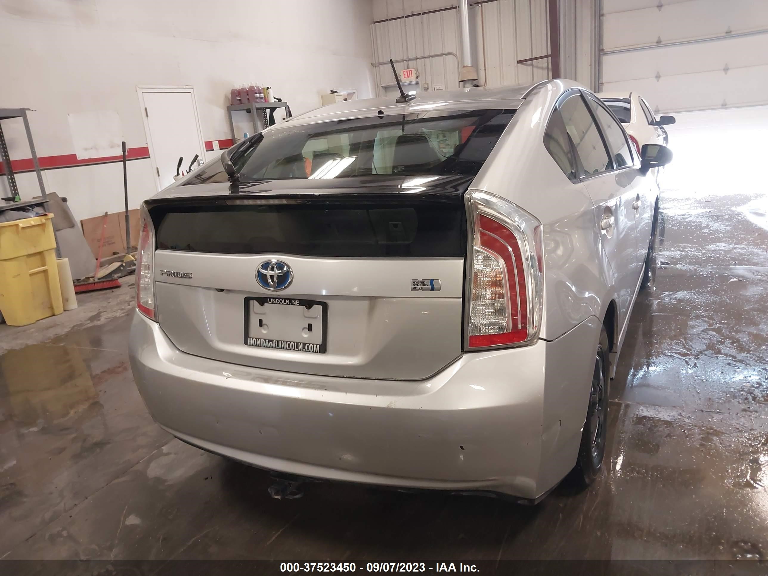 Photo 15 VIN: JTDKN3DU9C1537019 - TOYOTA PRIUS 