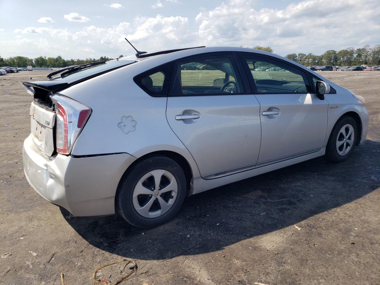 Photo 2 VIN: JTDKN3DU9C1554421 - TOYOTA PRIUS 