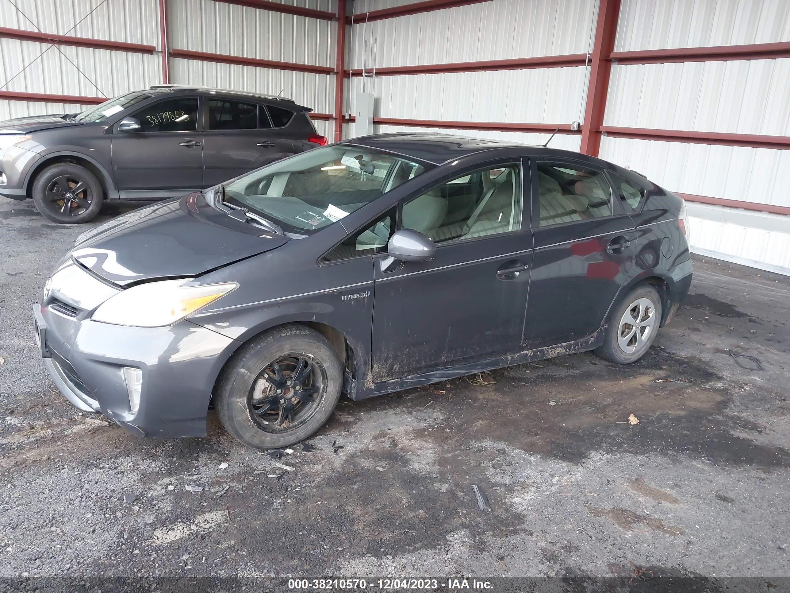 Photo 1 VIN: JTDKN3DU9D1679632 - TOYOTA PRIUS 