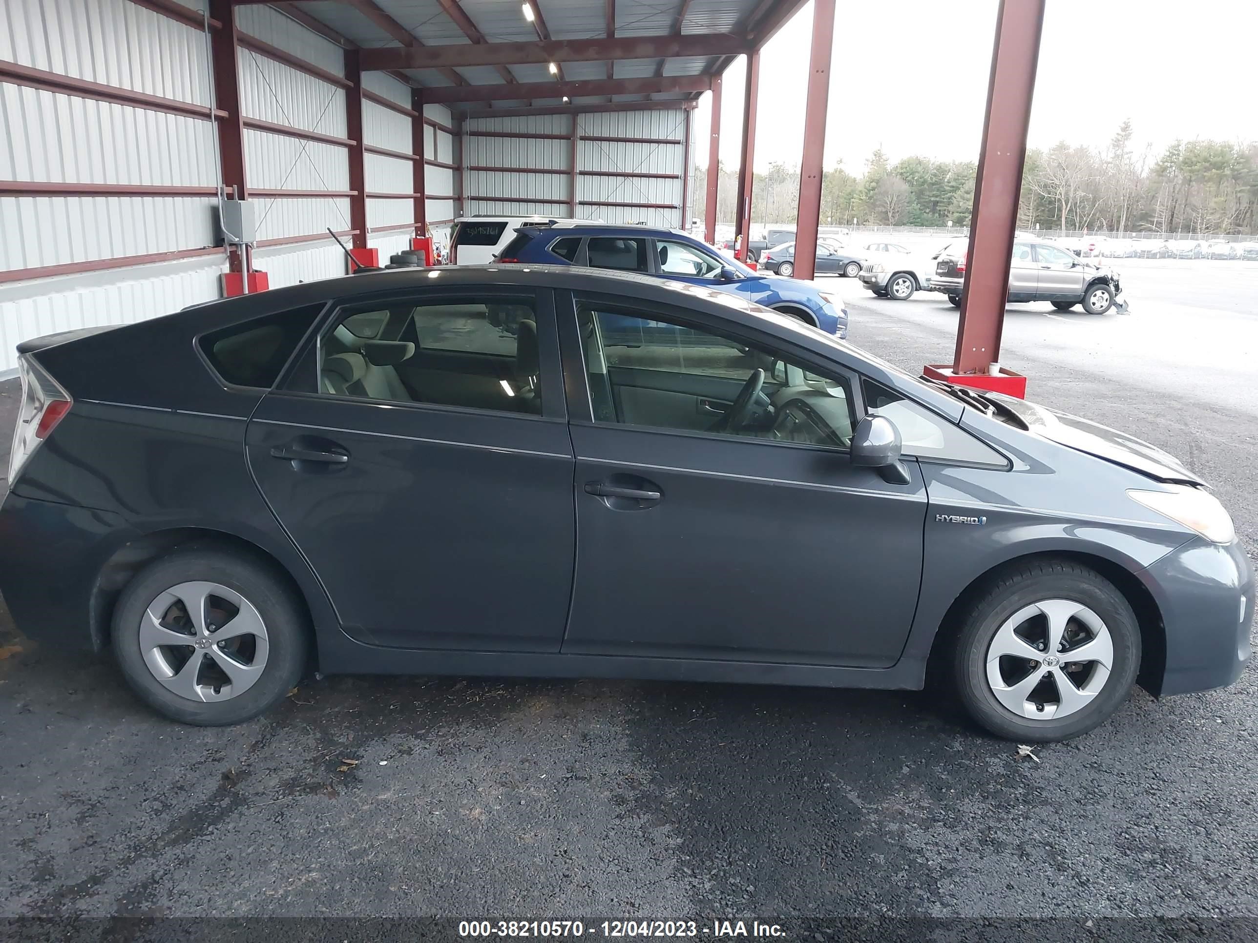 Photo 12 VIN: JTDKN3DU9D1679632 - TOYOTA PRIUS 