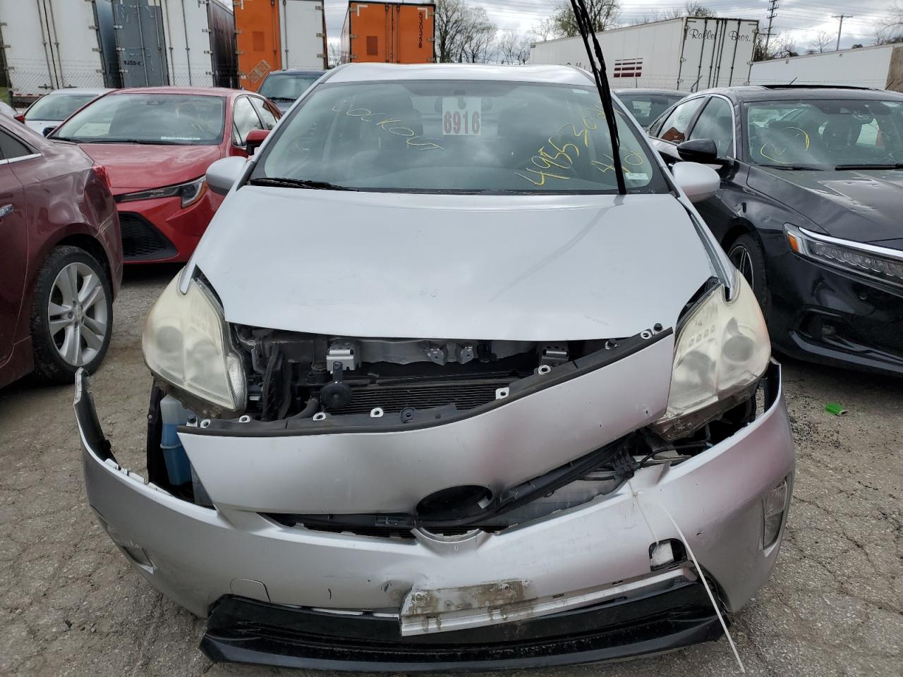 Photo 4 VIN: JTDKN3DU9D5605412 - TOYOTA PRIUS 