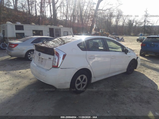 Photo 3 VIN: JTDKN3DU9D5617057 - TOYOTA PRIUS 