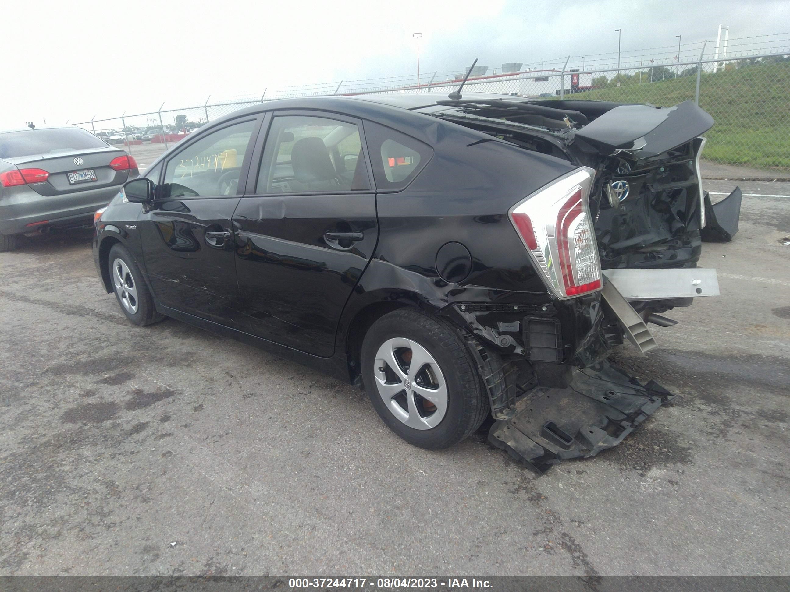 Photo 2 VIN: JTDKN3DU9D5625479 - TOYOTA PRIUS 