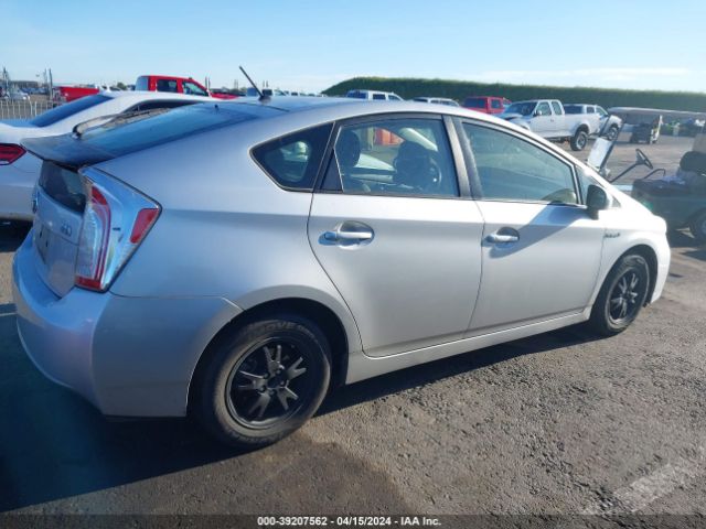 Photo 3 VIN: JTDKN3DU9D5635154 - TOYOTA PRIUS 