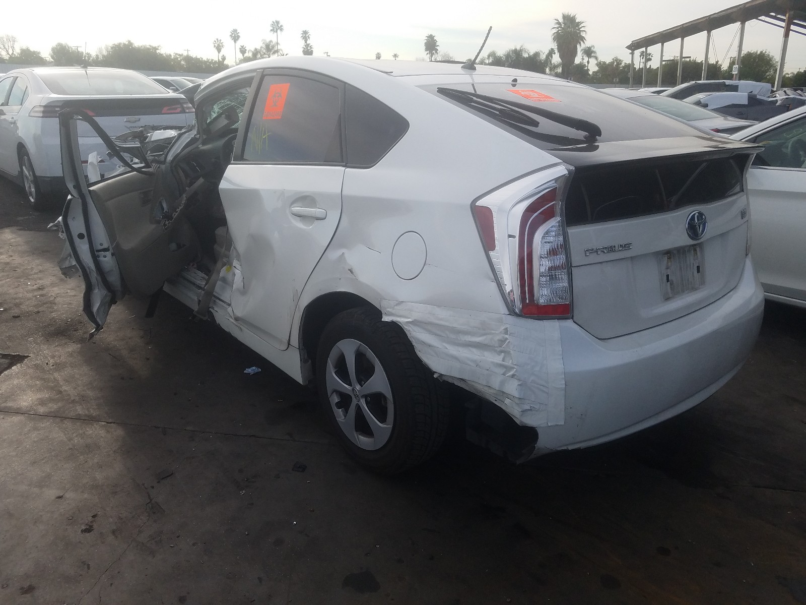 Photo 2 VIN: JTDKN3DU9D5690803 - TOYOTA PRIUS 