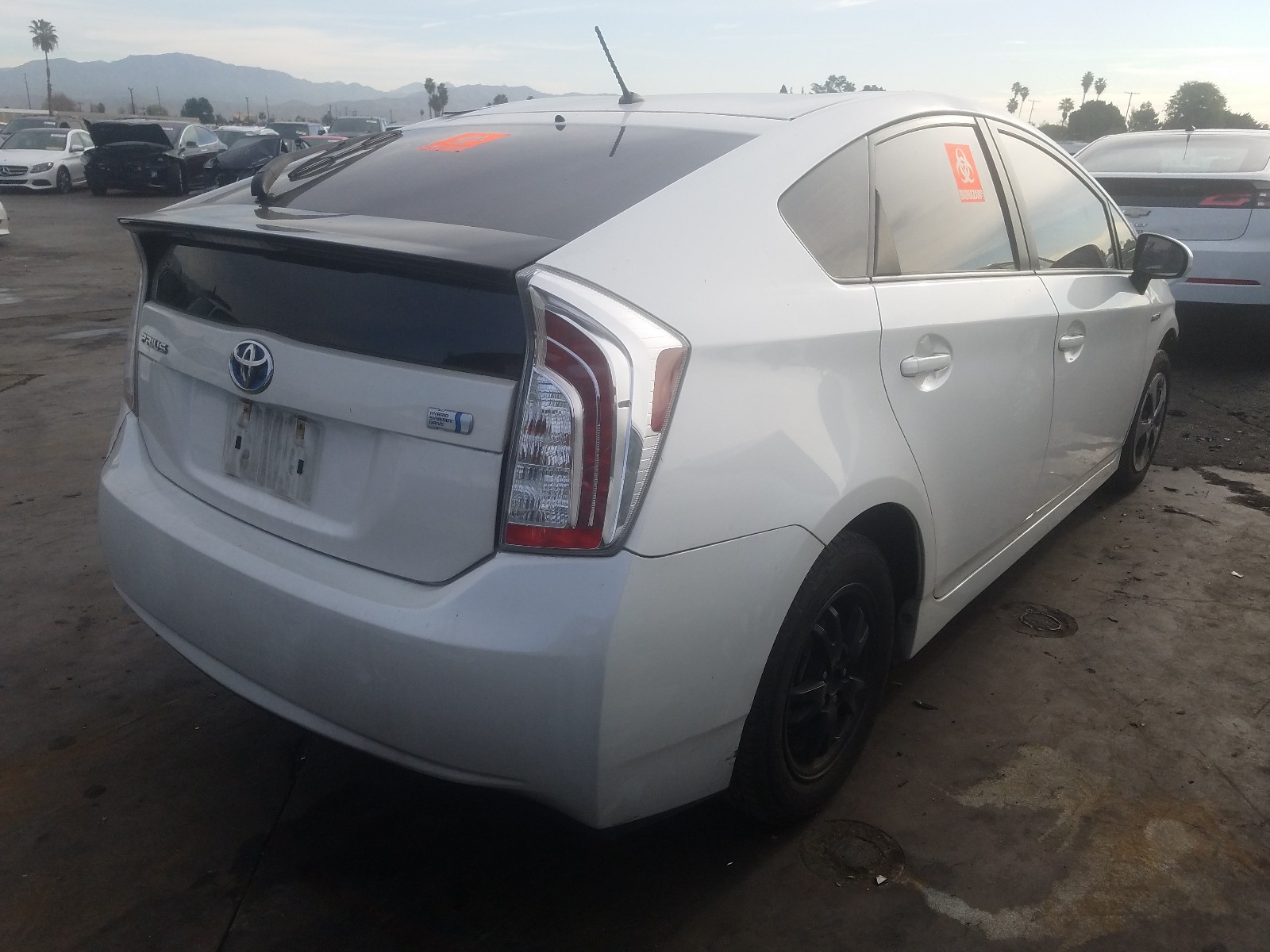 Photo 3 VIN: JTDKN3DU9D5690803 - TOYOTA PRIUS 