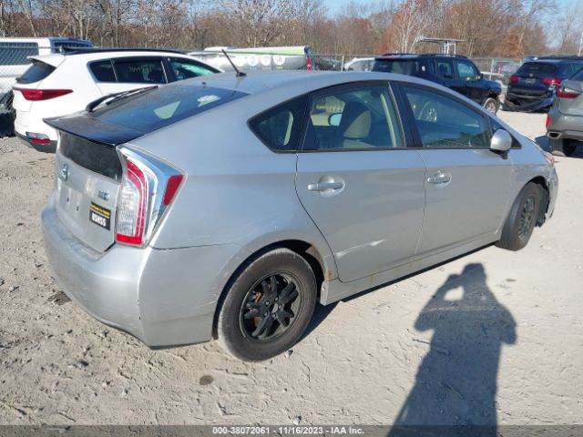 Photo 3 VIN: JTDKN3DU9E1767467 - TOYOTA PRIUS 