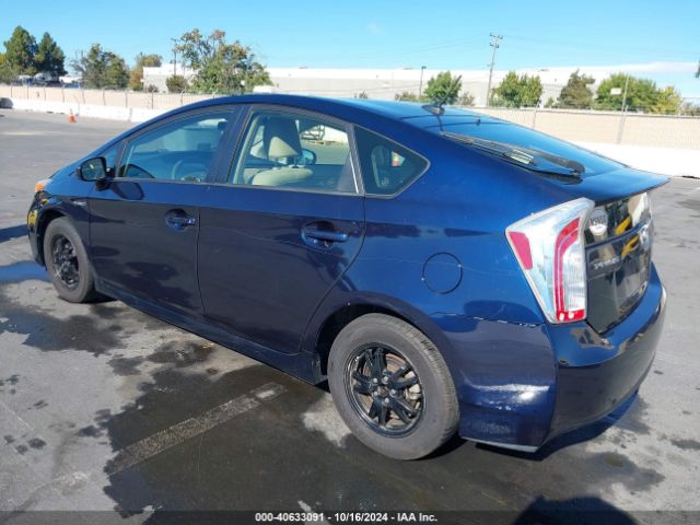 Photo 2 VIN: JTDKN3DU9F1888064 - TOYOTA PRIUS 