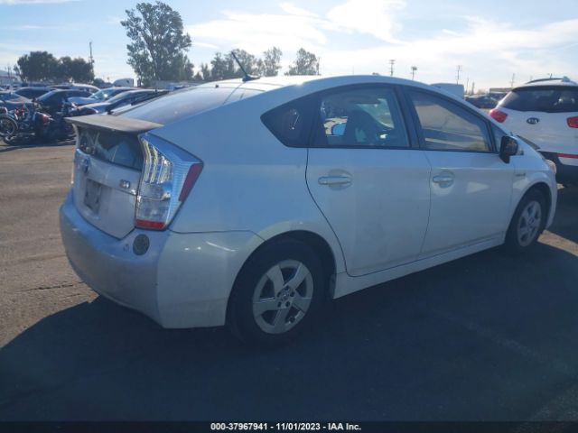 Photo 3 VIN: JTDKN3DUSA5072079 - TOYOTA PRIUS 