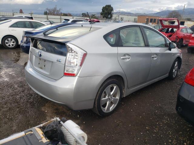 Photo 2 VIN: JTDKN3DUXA0088260 - TOYOTA PRIUS 