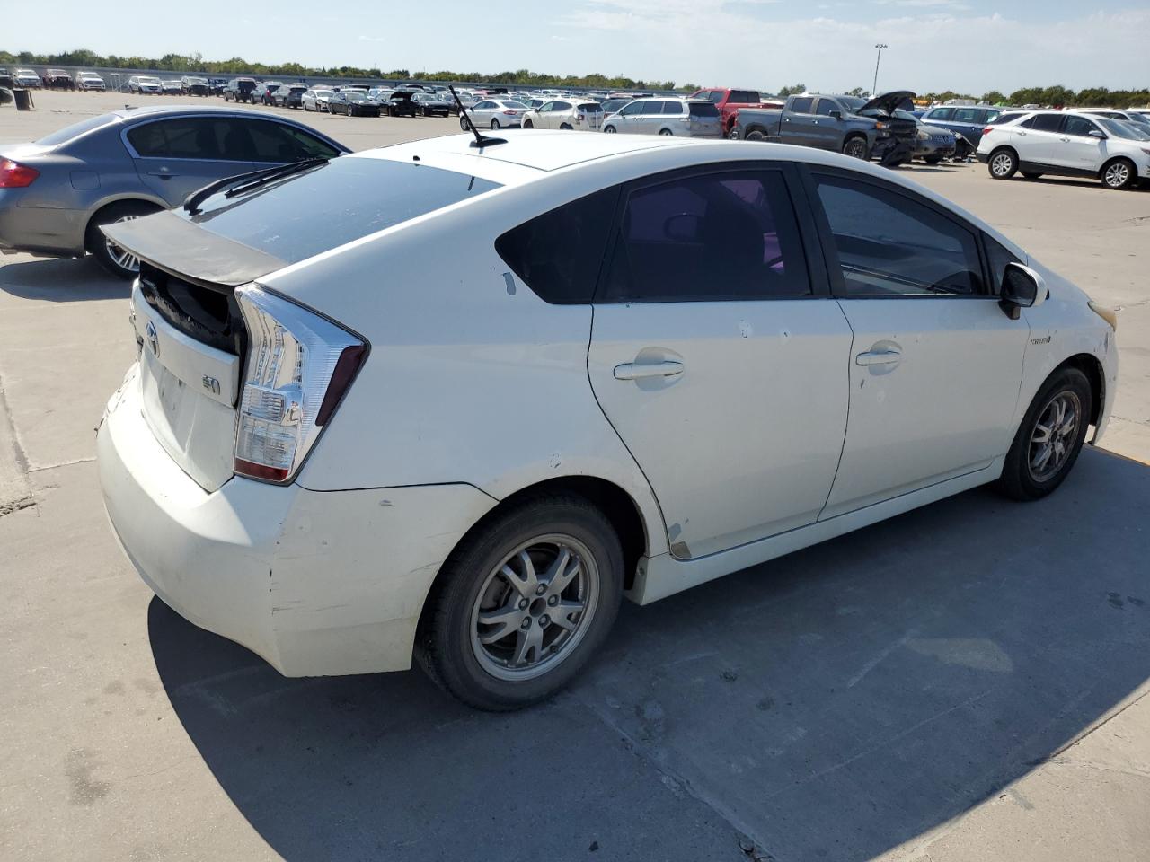 Photo 2 VIN: JTDKN3DUXA0098268 - TOYOTA PRIUS 