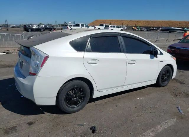 Photo 3 VIN: JTDKN3DUXA0118616 - TOYOTA PRIUS 